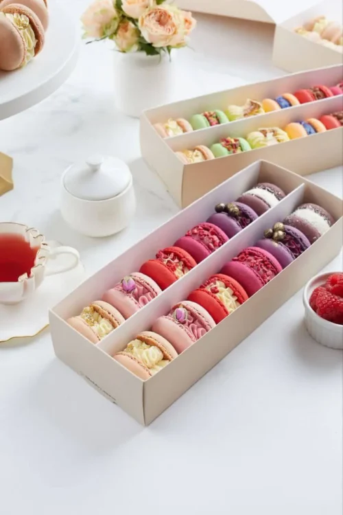 BOX OF 12 MACARONS